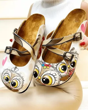 White & Tan Strappy Owl Clogs - WCAL3230