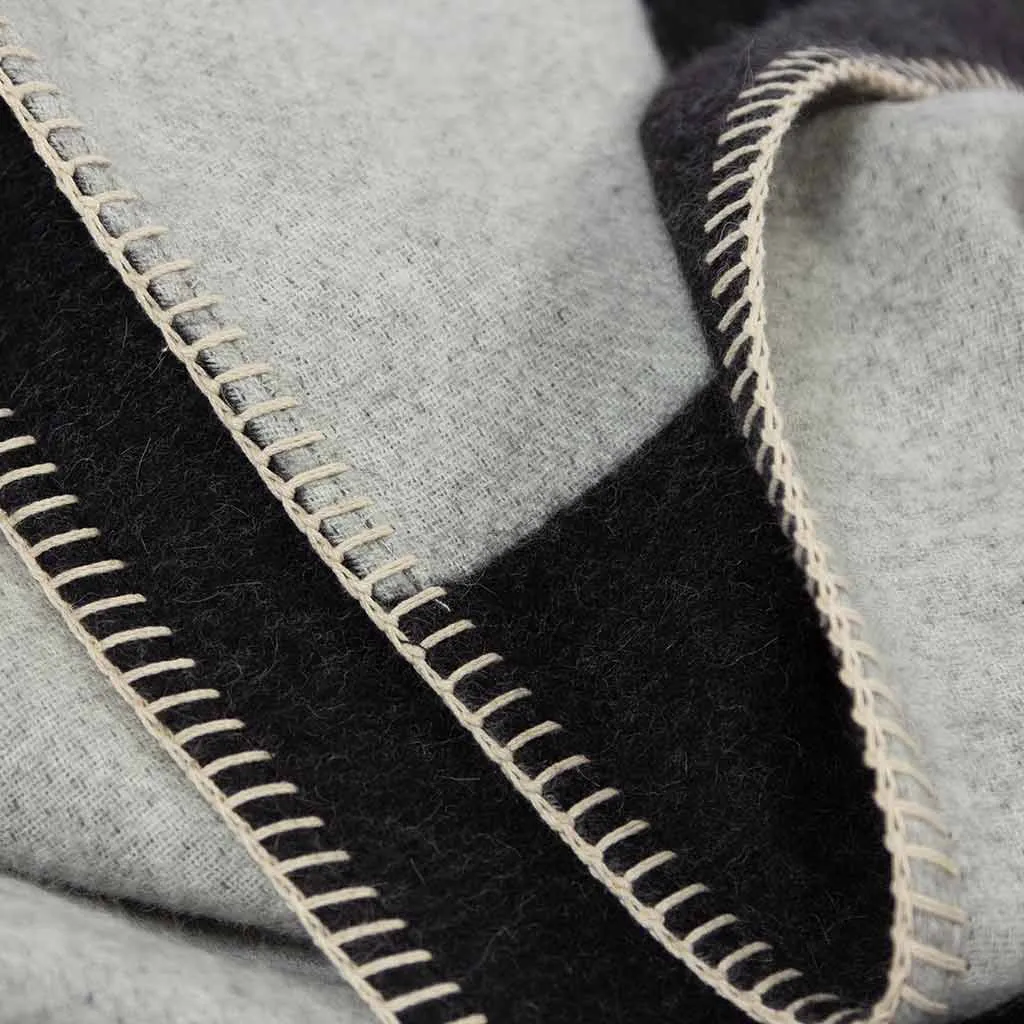 Yin Reversible Throw